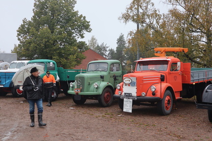 Autonäyttely: Kasarminmäen paraatikenttä, Kouvola