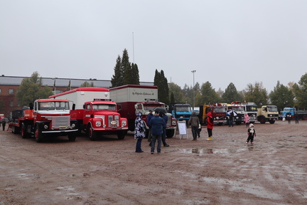 Autonäyttely: Kasarminmäen paraatikenttä, Kouvola