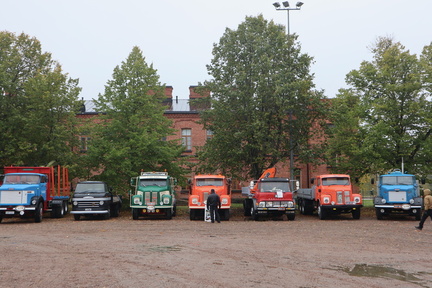 Autonäyttely: Kasarminmäen paraatikenttä, Kouvola